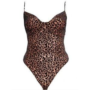 Naked Wardrobe Leopard Underwire Stretch Thong Bodysuit Size Medium NWT